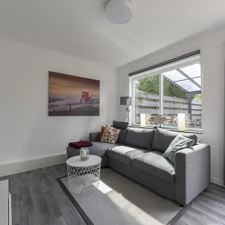 Beautiful With Garden *