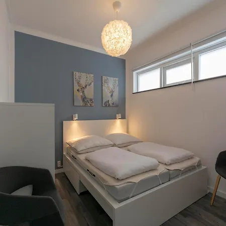 Stuijvezandeweg 7z For 2 Guests Near Centre *